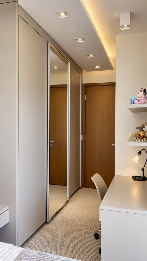 Dormitórios - Solteiro e Infantil &mdash; Armário e Closet Infantil com Altura Acessível