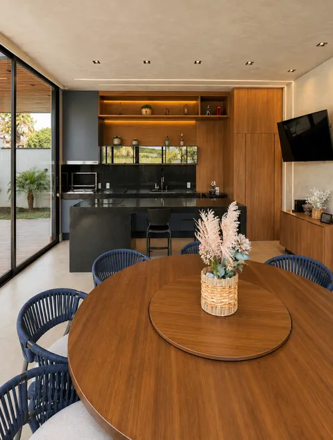 Lazer &mdash; Varanda Gourmet Integrada com Ilha Central e Nicho Amadeirado